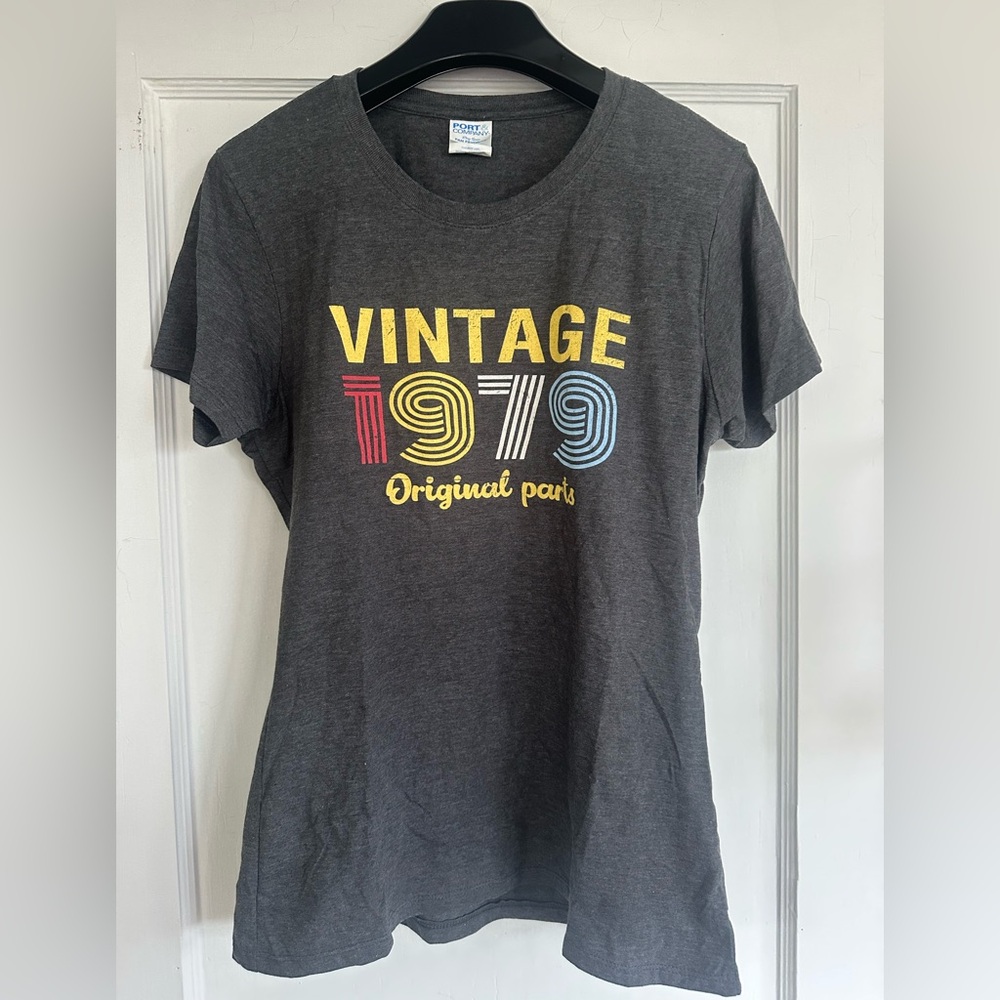 Gray Vintage 1979 Graphic T-Shirt
